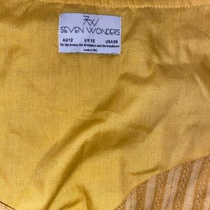 Puffy sleeve crop top